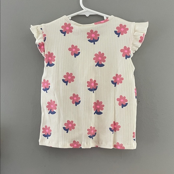 🌸Zara Cream Floral Kids Tee - Picture 2 of 3